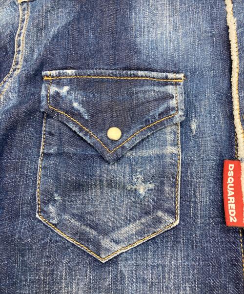 DSQUARED2（ディースクエアード）DSQUARED2 (ディースクエアード) ブリーチ ダメージ加工 ウエスタンデニムシャツ インディゴ サイズ:44の古着・服飾アイテム