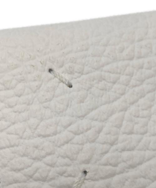 Maison Margiela（メゾンマルジェラ）Maison Margiela (メゾンマルジェラ) カードケース ホワイトの古着・服飾アイテム