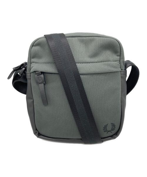 FRED PERRY（フレッドペリー）FRED PERRY (フレッドペリー) ショルダーバッグ グレーの古着・服飾アイテム