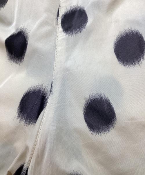 PRADA（プラダ）PRADA (プラダ) シルクショートパンツ ベージュ サイズ:38の古着・服飾アイテム
