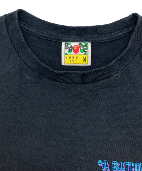 A BATHING APE（ア ベイシング エイプ）A BATHING APE (ア ベイシング エイプ) プリントTシャツ ブラック サイズ:SIZE Mの古着・服飾アイテム