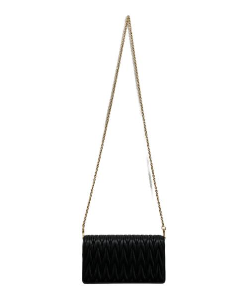 MIU MIU（ミュウミュウ）MIU MIU (ミュウミュウ) マテラッセチェーンウォレットの古着・服飾アイテム
