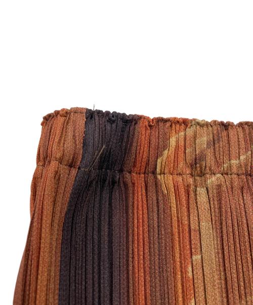 PLEATS PLEASE（プリーツプリーズ）PLEATS PLEASE (プリーツプリーズ) シャンパンボトル柄 プリーツスカート マルチカラー サイズ:1の古着・服飾アイテム