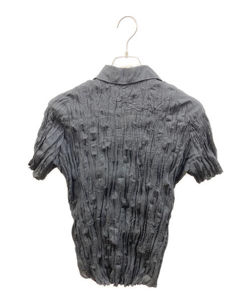ISSEY MIYAKE FETE（イッセイミヤケフェット）ISSEY MIYAKE FETE (イッセイミヤケフェット) シワ加工シャツ ブラック サイズ:2の古着・服飾アイテム