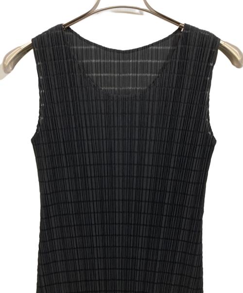 PLEATS PLEASE（プリーツプリーズ）PLEATS PLEASE (プリーツプリーズ) ノースリーブプリーツワンピース ブラック サイズ:3の古着・服飾アイテム