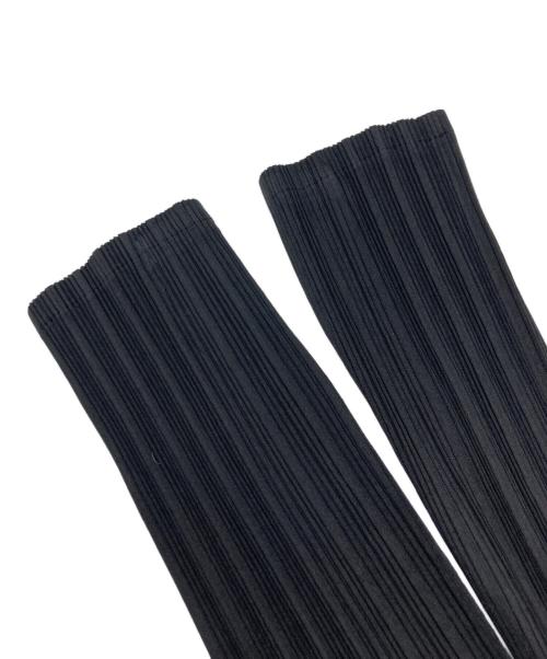 PLEATS PLEASE（プリーツプリーズ）PLEATS PLEASE (プリーツプリーズ) ハイネックプリーツカットソー ブラック サイズ:3の古着・服飾アイテム