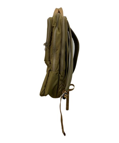 THE NORTH FACE（ザ ノース フェイス）THE NORTH FACE (ザ ノース フェイス) Shuttle DAYPACK カーキの古着・服飾アイテム