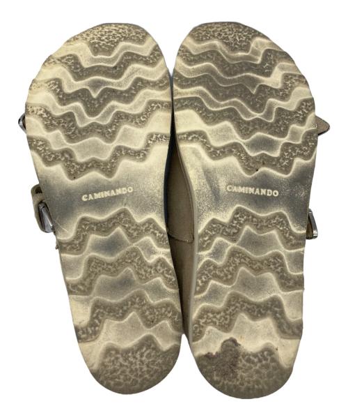 Caminando（カミナンド）Caminando (カミナンド) ボアサンダル ベージュ サイズ:SIZE 6の古着・服飾アイテム