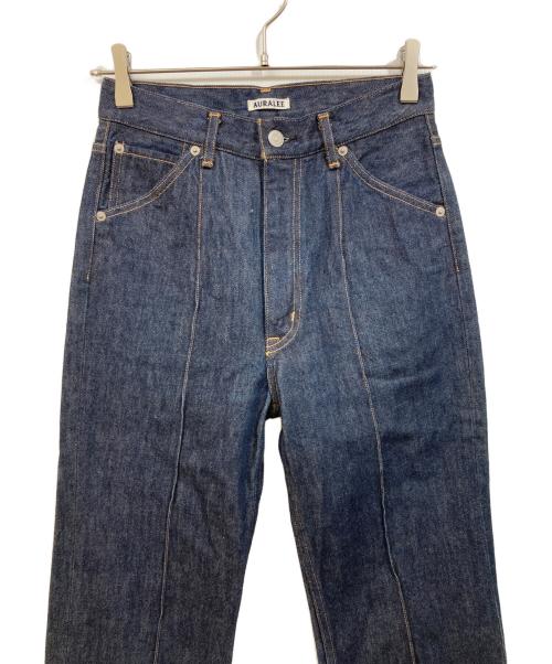 AURALEE（オーラリー）AURALEE (オーラリー) HARDTWIST DENIM PINTUCK PANTS インディゴ サイズ:SIZE 0の古着・服飾アイテム