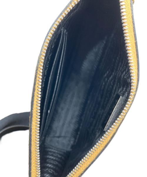 PRADA（プラダ）PRADA (プラダ) チェーンショルダーバッグの古着・服飾アイテム