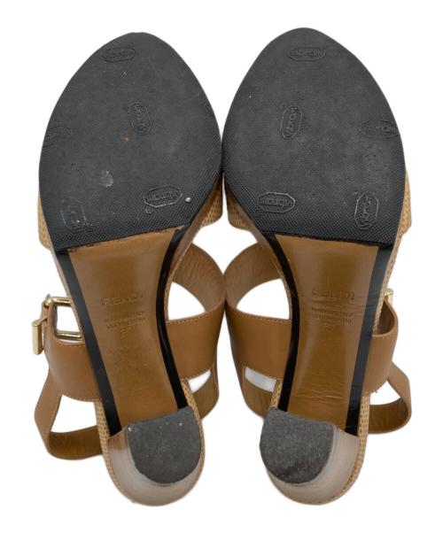 FENDI（フェンディ）FENDI (フェンディ) サンダル ブラウン サイズ:	SIZE 37の古着・服飾アイテム