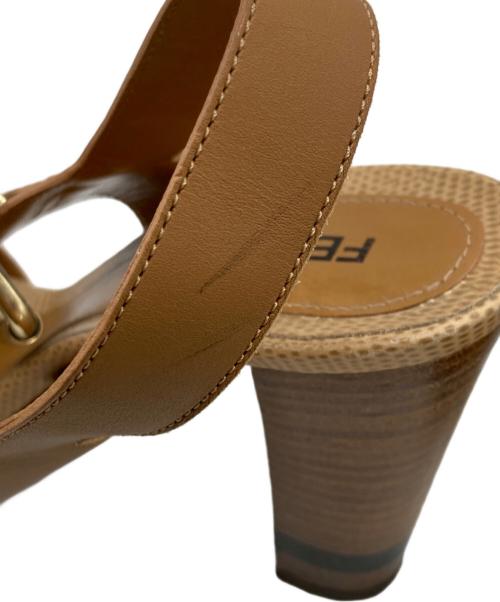 FENDI（フェンディ）FENDI (フェンディ) サンダル ブラウン サイズ:	SIZE 37の古着・服飾アイテム