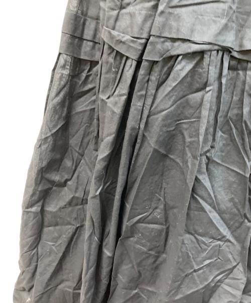 FRAY ID（フレイ アイディー）FRAY ID (フレイ アイディー) ニットコンビタックティアードワンピ ブラック サイズ:SIZE Freeの古着・服飾アイテム