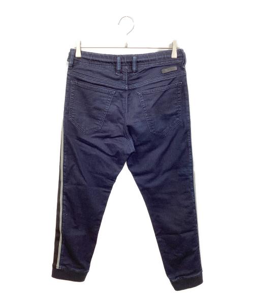DIESEL（ディーゼル）DIESEL (ディーゼル) サイドラインジョグジーンズ インディゴ サイズ:SIZE 28の古着・服飾アイテム