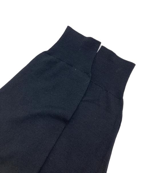 Cruciani（クルチアーニ）Cruciani (クルチアーニ) Vネックウールニット ブラック サイズ:44の古着・服飾アイテム