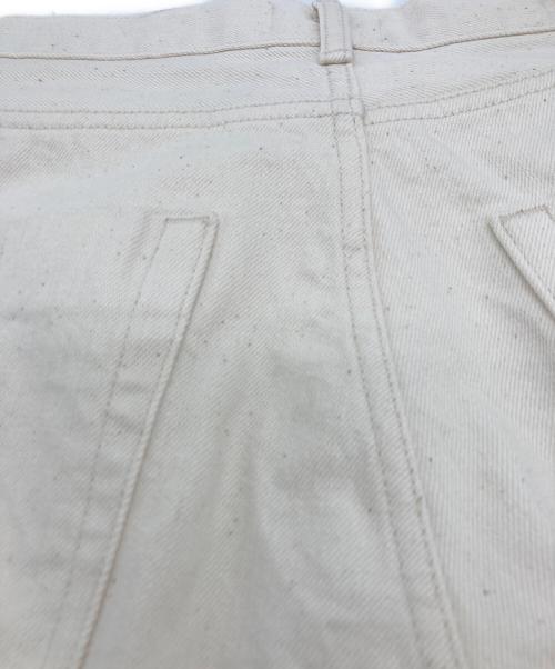 NEPLA（ネプラ）NEPLA (ネプラ) TAPERED PANTS アイボリー サイズ:29の古着・服飾アイテム