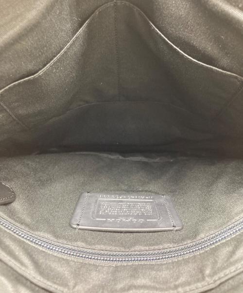 COACH（コーチ）COACH (コーチ) シグネチャーショルダーバッグ ブラックの古着・服飾アイテム