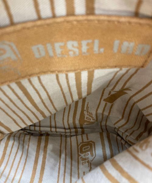 DIESEL（ディーゼル）DIESEL (ディーゼル) メタルロゴショルダーバッグの古着・服飾アイテム