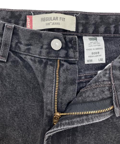 LEVI'S（リーバイス）LEVI'S (リーバイス) 505デニムパンツ ブラック サイズ:W36×L32の古着・服飾アイテム