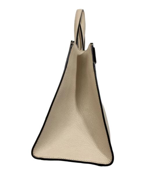 Salvatore Ferragamo（サルヴァトーレ フェラガモ）Salvatore Ferragamo (サルヴァトーレ フェラガモ) ヴァラリボンハンドバッグ ベージュの古着・服飾アイテム