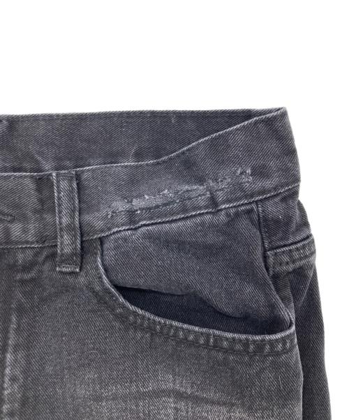 CITIZEN OF NO PLACE（シチズン オブ ノープレイス）CITIZEN OF NO PLACE (シチズン オブ ノープレイス) Ripped Detail Jeans ブラック サイズ:XSの古着・服飾アイテム