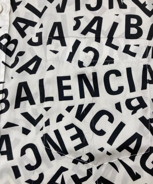 BALENCIAGA（バレンシアガ）BALENCIAGA (バレンシアガ) ロゴオーバーサイズシャツ グレー サイズ:38の古着・服飾アイテム