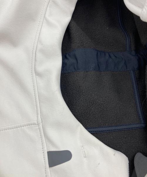 mont-bell（モンベル）mont-bell (モンベル) パウダーシェッド パーカ ホワイト サイズ:Sの古着・服飾アイテム