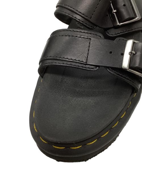 Dr.Martens（ドクターマーチン）Dr.Martens (ドクターマーチン) ストラップサンダル ブラック サイズ:39の古着・服飾アイテム