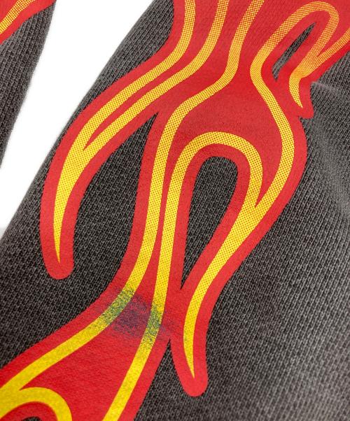 X-LARGE（エクストララージ）X-LARGE (エクストララージ) PIGMENT DYLED PUFF LOGO PULLOVER HOODED SWEAT グレー サイズ:SIZE Lの古着・服飾アイテム