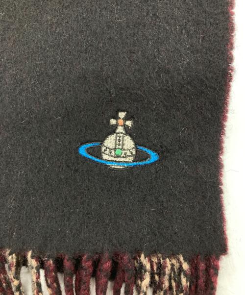Vivienne Westwood（ヴィヴィアンウエストウッド）Vivienne Westwood (ヴィヴィアンウエストウッド) オーブ刺繍 バイカラーカシミヤマフラー ブラック×ボルドーの古着・服飾アイテム