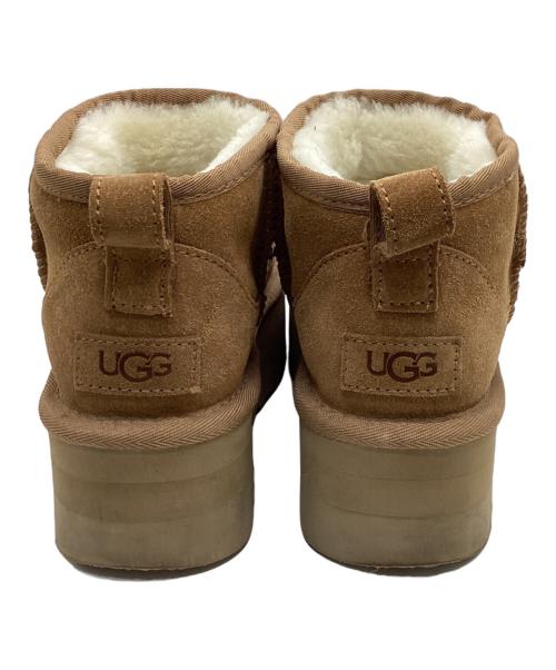 UGG（アグ）UGG (アグ) Classic Ultra Mini Platform ブラウン サイズ:SIZE 24cmの古着・服飾アイテム