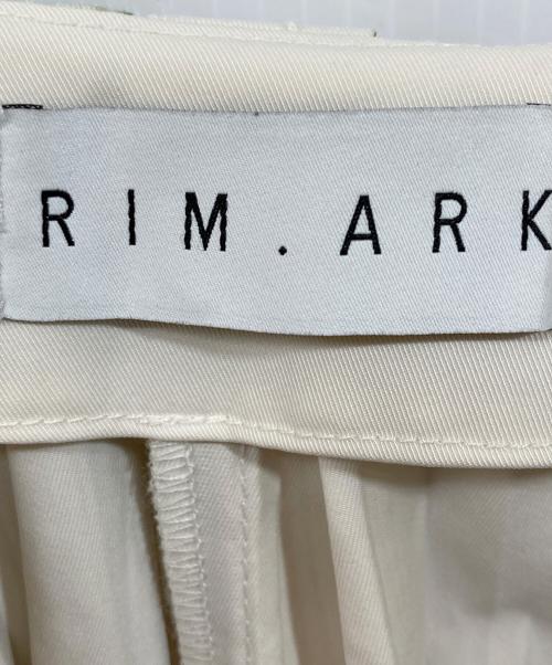 RIM.ARK（リムアーク）RIM.ARK (リムアーク) Movement pleats tops ベージュ サイズ:SIZE Freeの古着・服飾アイテム