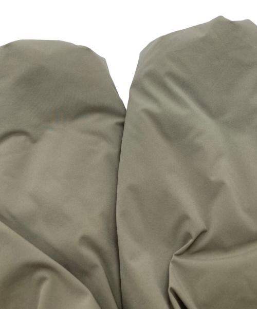 UNITED ARROWS & SONS（ユナイテッドアローズ アンド サンズ）UNITED ARROWS & SONS (ユナイテッドアローズ アンド サンズ) DOWN V LONG COAT ベージュ サイズ:SIZE Sの古着・服飾アイテム