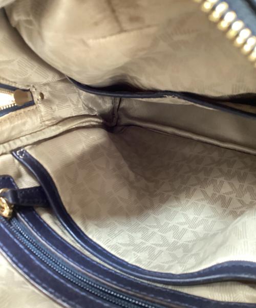 MICHAEL KORS（マイケル・コース）MICHAEL KORS (マイケル・コース) RHEA ZIP MEDIUM COLOR BLOCK LOGO BACKPACK ブルーの古着・服飾アイテム