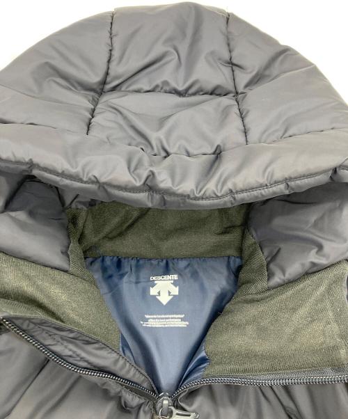 DESCENTE（デサント）DESCENTE (デサント) フードダウンジャケット ネイビー サイズ:M-MLの古着・服飾アイテム