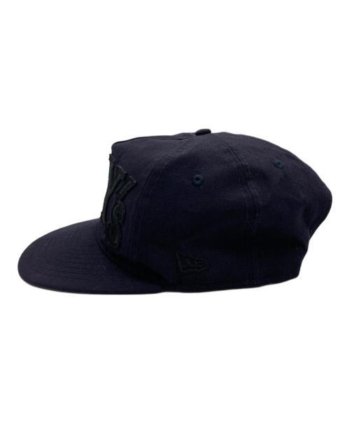 Y's（ワイズ）Y's (ワイズ) New Era (ニューエラ) キャップ ネイビーの古着・服飾アイテム