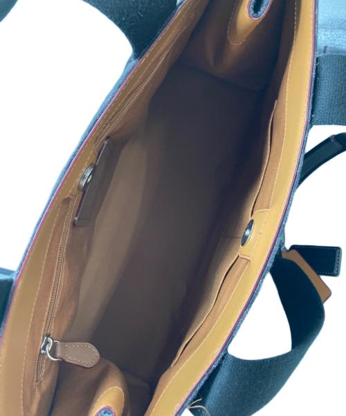 COACH（コーチ）COACH (コーチ) ブラック ラージ スミス トート・シグネチャー デニム ブラックの古着・服飾アイテム