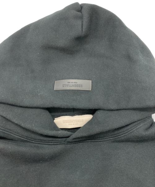 FOG ESSENTIALS（フィアオブゴッド エッセンシャル）FOG ESSENTIALS (フィアオブゴッド エッセンシャル) プルオーバーパーカー ブラック サイズ:Sの古着・服飾アイテム