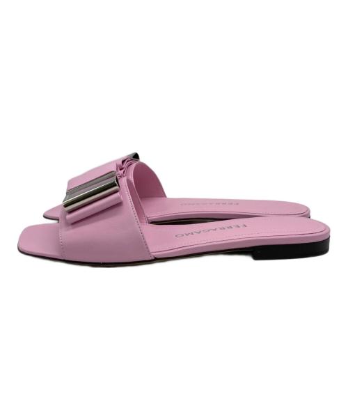 Ferragamo（フェラガモ）Ferragamo (フェラガモ) DOUBLE BOW FLAT SANDAL ピンク サイズ:6の古着・服飾アイテム