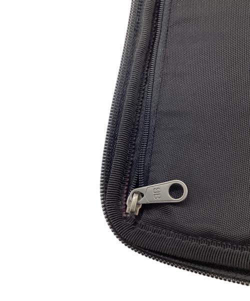 BALENCIAGA（バレンシアガ）BALENCIAGA (バレンシアガ) EXPLORER CROSSBODY POUCH/クロスボディバッグ ブラックの古着・服飾アイテム