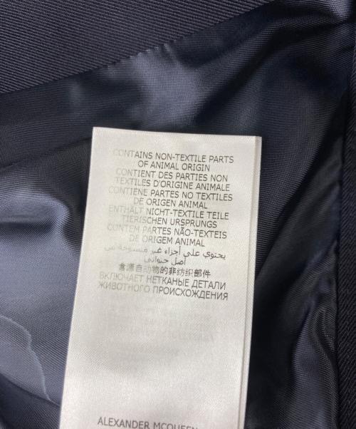 ALEXANDER McQUEEN（アレキサンダーマックイーン）ALEXANDER McQUEEN (アレキサンダーマックイーン) クロップドブレザージャケット ネイビー サイズ:SIZE 38の古着・服飾アイテム