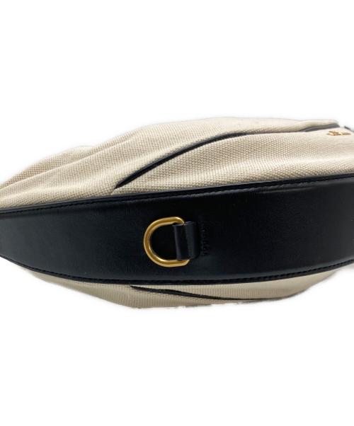 MARC JACOBS（マークジェイコブズ）MARC JACOBS (マークジェイコブズ) The Marc Jacobs The Eclipse Bag アイボリーの古着・服飾アイテム