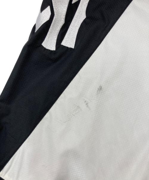 Mastermind JAPAN（マスターマインド ジャパン）Mastermind JAPAN (マスターマインド ジャパン) MITCHELL & NESS (ミッチェルアンドネス) LIGHTWEIGHT ANORAK COLLAB ブラック サイズ:SIZE XLの古着・服飾アイテム
