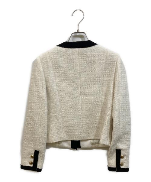 allureville（アルアバイル）allureville (アルアバイル) スクエアツイードクルージャケット アイボリー サイズ:SIZE 1の古着・服飾アイテム