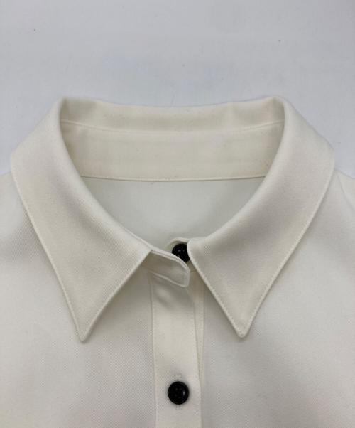 Noble（ノーブル）Noble (ノーブル) フロントタックヘムフレアーシャツブラウス ホワイト サイズ:	SIZE Freeの古着・服飾アイテム