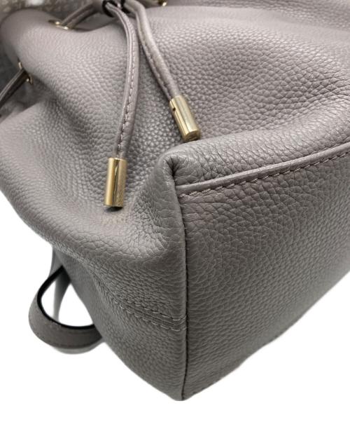 Kate Spade（ケイトスペード）Kate Spade (ケイトスペード) 巾着型リュック グレーの古着・服飾アイテム