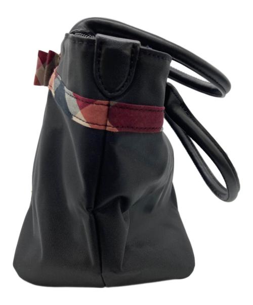 BLUE LABEL CRESTBRIDGE（ブルーレーベルクレストブリッジ）BLUE LABEL CRESTBRIDGE (ブルーレーベルクレストブリッジ) ハンドバッグ ブラックの古着・服飾アイテム