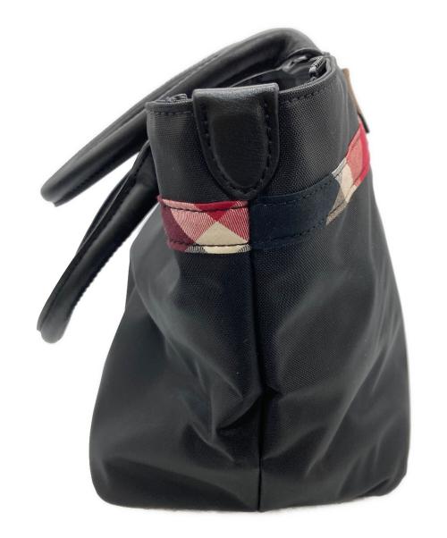 BLUE LABEL CRESTBRIDGE（ブルーレーベルクレストブリッジ）BLUE LABEL CRESTBRIDGE (ブルーレーベルクレストブリッジ) ハンドバッグ ブラックの古着・服飾アイテム