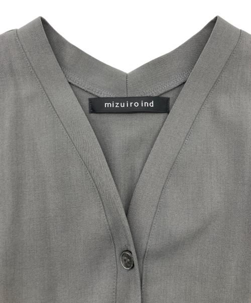 mizuiro-ind（ミズイロインド）mizuiro-ind (ミズイロインド) V neck C/D グレー サイズ:Freeの古着・服飾アイテム