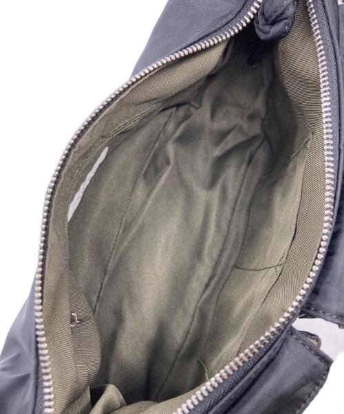 Ameri VINTAGE（アメリヴィンテージ）Ameri VINTAGE (アメリヴィンテージ) 2WAY SHOULDER MILITARY BAG ブラックの古着・服飾アイテム